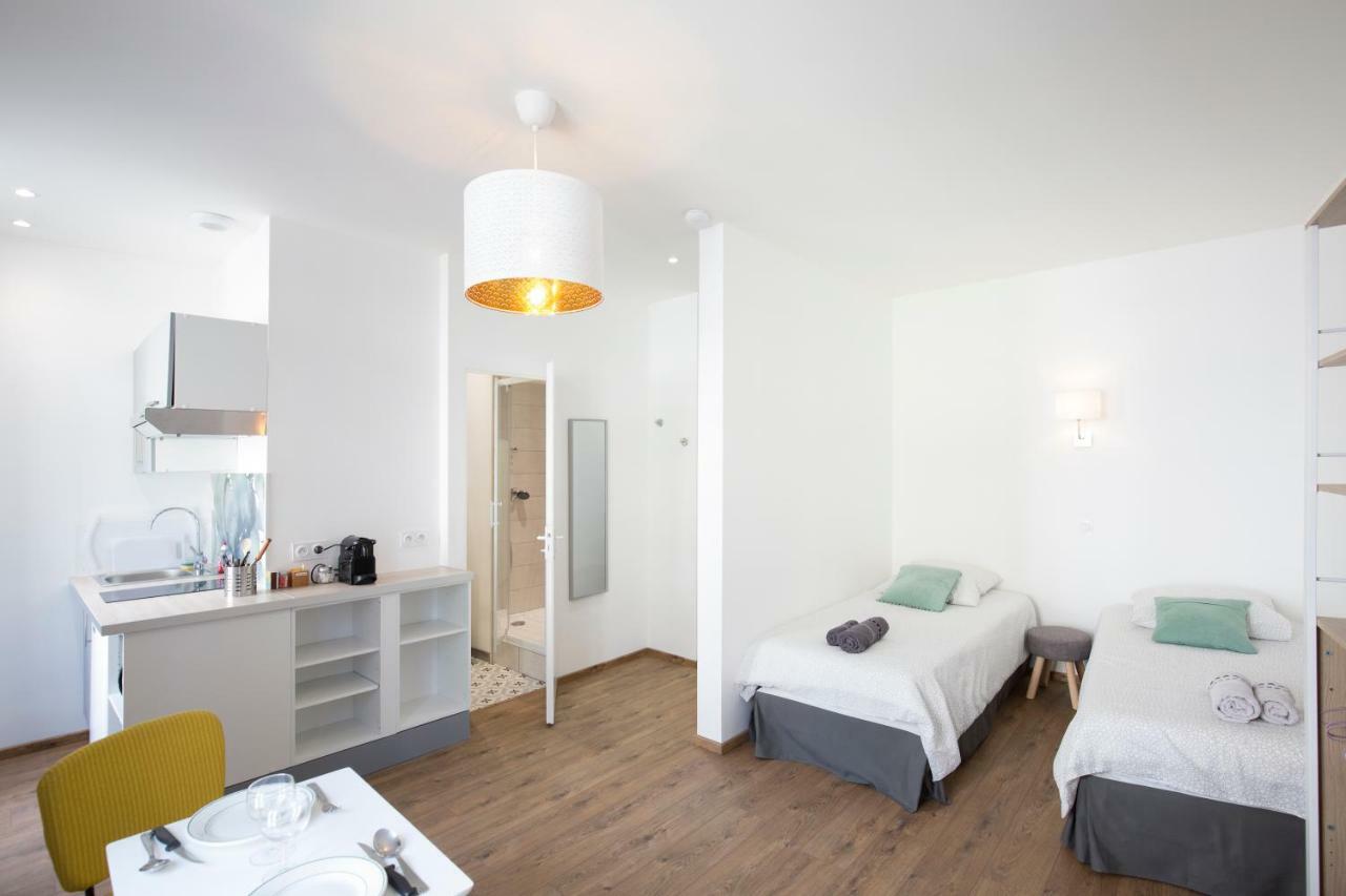Le Pavillon Bleu Apartment Lourdes Exterior photo