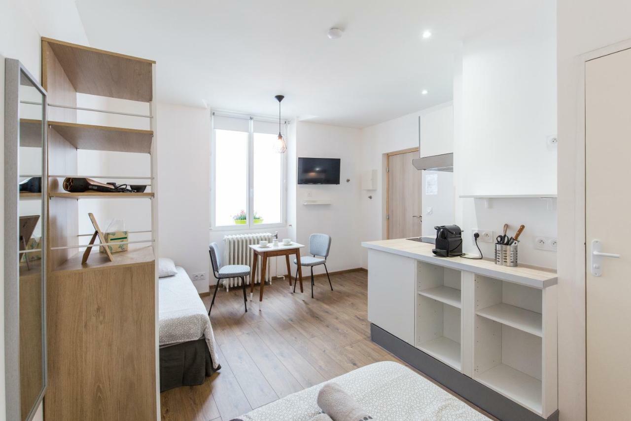 Le Pavillon Bleu Apartment Lourdes Exterior photo